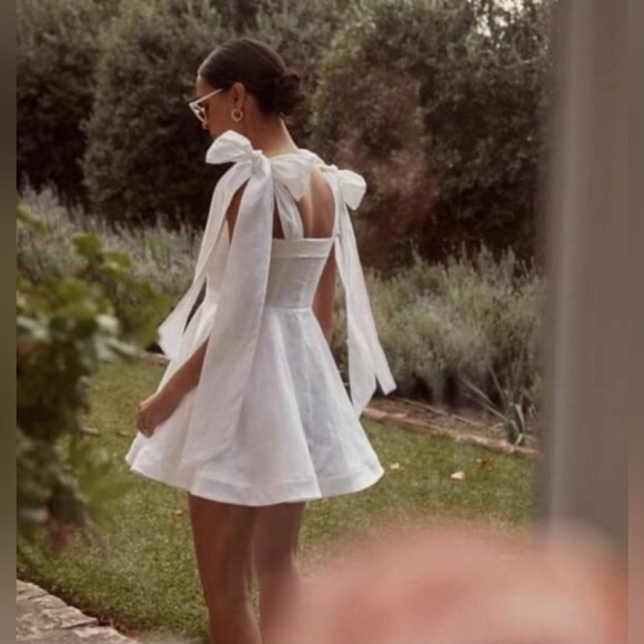 DISSH AISLE LINEN BOW MINI DRESS WHITE, SIZE 4 - Picture 3 of 16